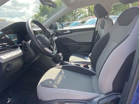 Certified 2023 Volkswagen Taos S image 13