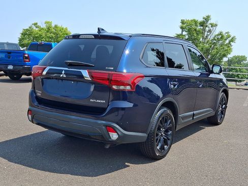 Used 2018 Mitsubishi Outlander LE AWD/4WD image 6