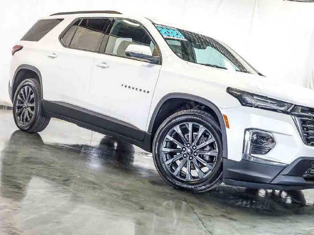Certified 2023 Chevrolet Traverse RS w/ LPO, Floor Liner Package AWD/4WD image 5