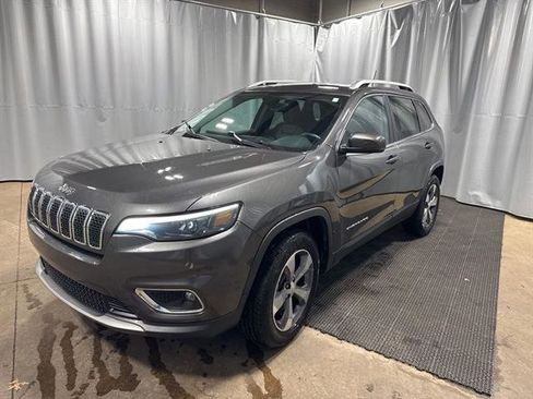 Used 2020 Jeep Cherokee Limited image 9