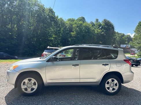 Used 2010 Toyota RAV4 4WD image 1