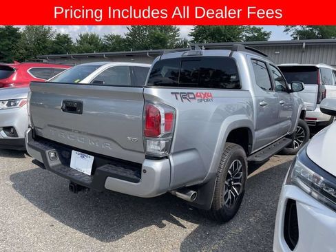Used 2022 Toyota Tacoma TRD Sport w/ Technology Package AWD/4WD image 12