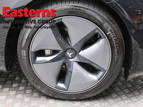 Used 2018 Tesla Model 3 Long Range image 26