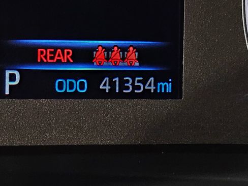 Used 2024 Toyota Corolla SE FWD image 28