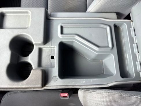 Used 2011 Ford F150 XLT w/ XLT Convenience Pkg image 24