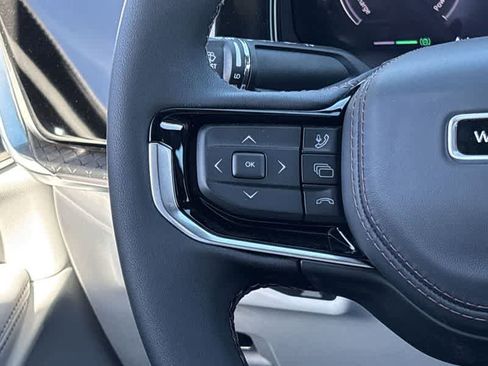 New 2025 Jeep Wagoneer S Limited image 29