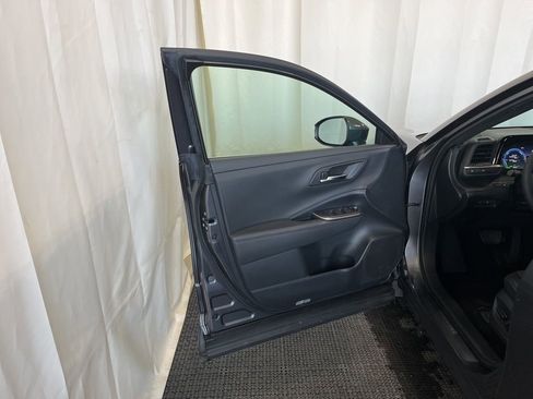 Used 2023 Toyota Crown AWD/4WD image 17