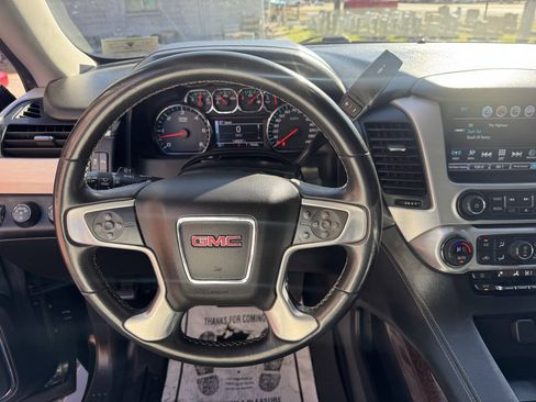 Used 2017 GMC Yukon SLE w/ HD Trailering Package AWD/4WD image 18