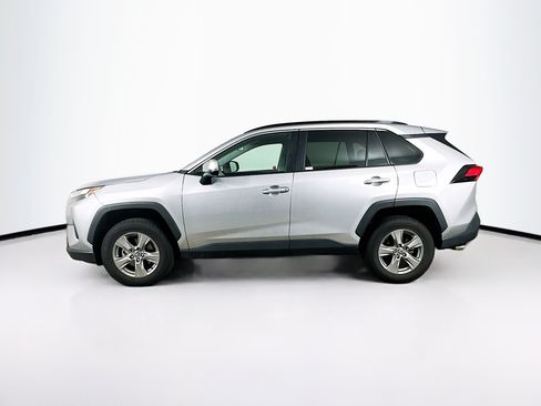 Used 2023 Toyota RAV4 XLE FWD image 4