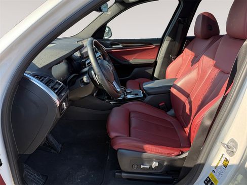 Used 2023 BMW X3 xDrive30i w/ Premium Package image 2