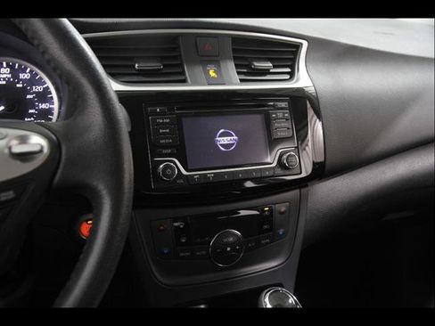 Used 2018 Nissan Sentra SV w/ Protection Package image 10