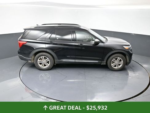 Used 2022 Ford Explorer XLT w/ Equipment Group 202A image 15