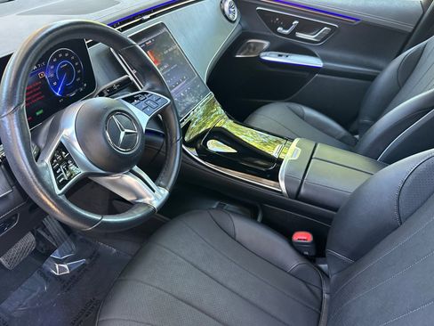 Certified 2023 Mercedes-Benz EQE 350+ 4MATIC SUV image 17