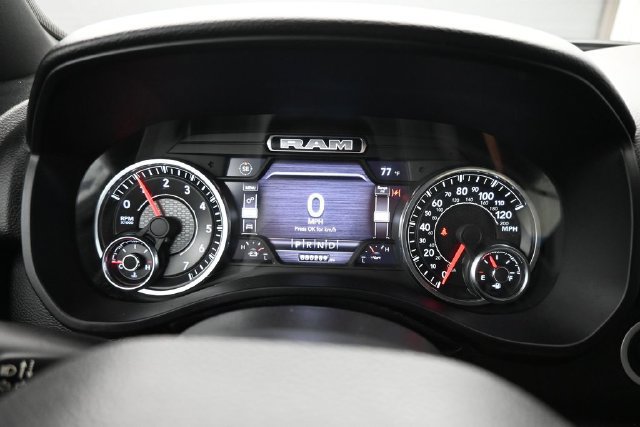 Used 2022 RAM 1500 Big Horn AWD/4WD image 12