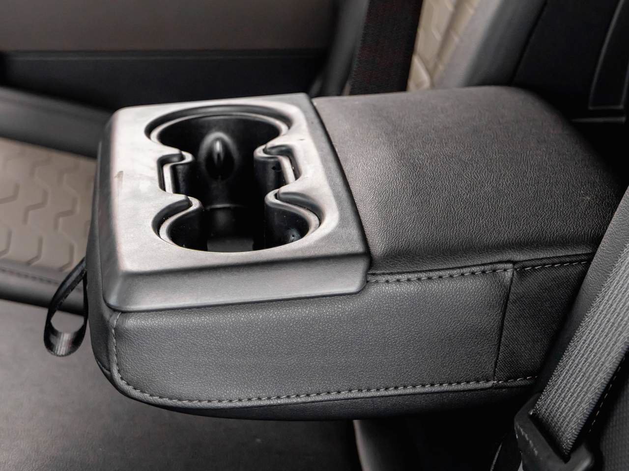 Certified 2025 Chevrolet Silverado 2500 ZR2 w/ Technology Package AWD/4WD image 22