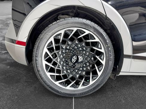 Used 2023 Hyundai Ioniq 5 Limited image 40