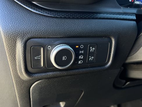 Used 2022 Ford Explorer ST-Line w/ Class IV Trailer Tow Package image 20