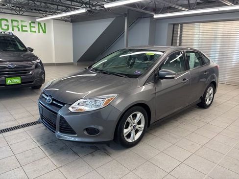 Used 2014 Ford Focus SE image 3