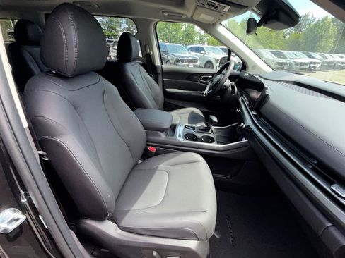 New 2026 Kia Carnival SX Prestige FWD image 27