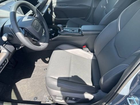 New 2026 Toyota Prius XLE FWD image 7