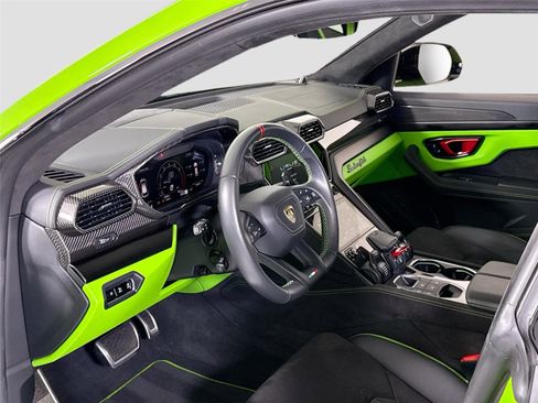 Used 2024 Lamborghini Urus S image 15