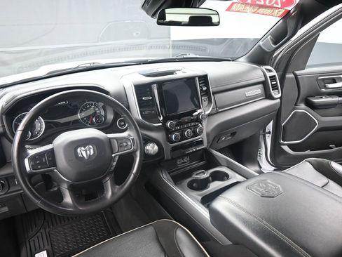 Used 2024 RAM 1500 Laramie image 16