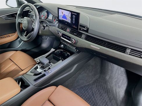 Used 2023 Audi A4 2.0T Premium w/ Convenience Package image 28