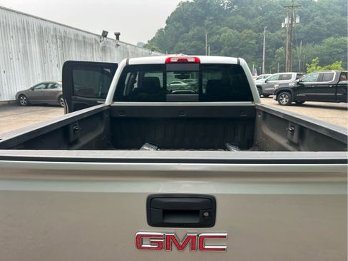 Used 2018 GMC Sierra 1500 SLE w/ SLE Value Package AWD/4WD image 20