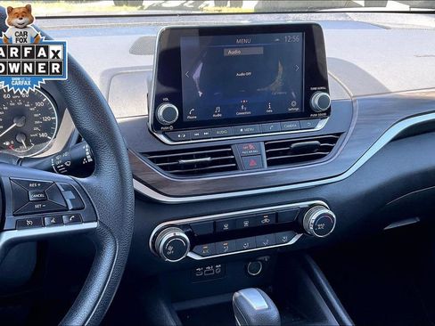Used 2025 Nissan Altima 2.5 SV FWD image 6