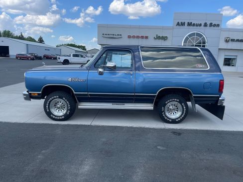 Used 1988 Dodge Ramcharger 4WD image 4