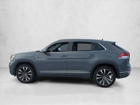 Used 2021 Volkswagen Atlas Cross Sport SEL R-Line image 9