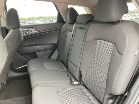 Used 2024 Kia Sportage LX image 27