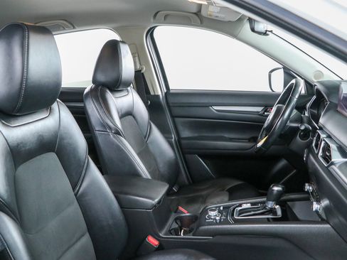Used 2021 MAZDA CX-5 Touring FWD image 26
