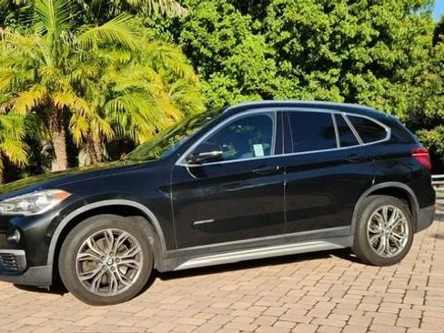 Used 2017 BMW X1 xDrive28i image 1