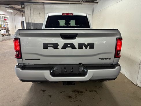 Used 2026 RAM 2500 Big Horn AWD/4WD image 8