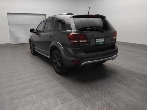 Used 2020 Dodge Journey Crossroad FWD image 5