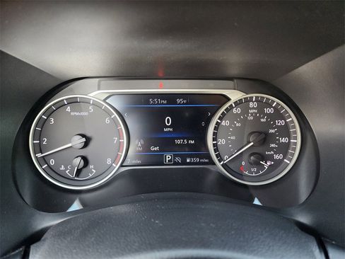 New 2025 Nissan Sentra SR w/ Midnight Edition image 5