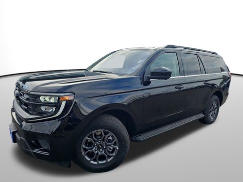 Used 2025 Ford Expedition Max Active image 2