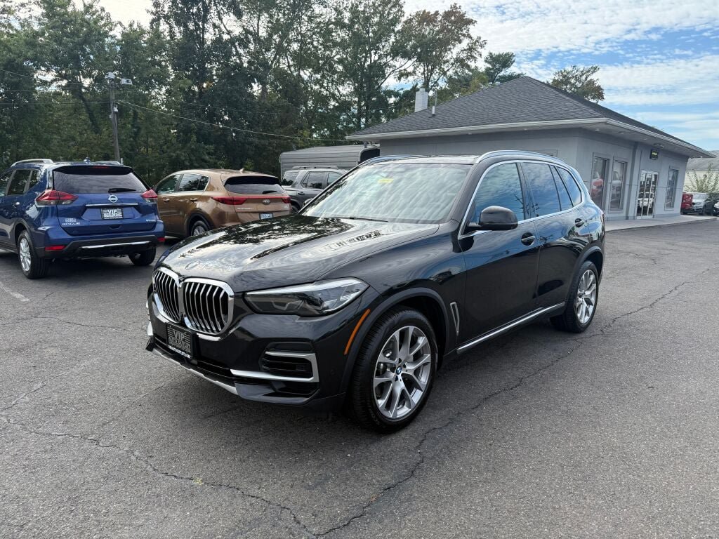 Used 2022 BMW X5 xDrive40i AWD/4WD image 3