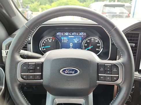 Used 2022 Ford F150 XLT w/ Equipment Group 302A High AWD/4WD image 18