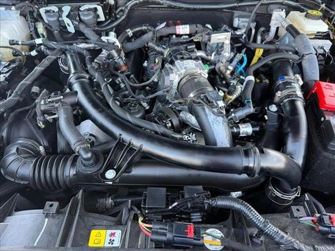 Used 2023 Ford Bronco Wildtrak AWD/4WD image 25