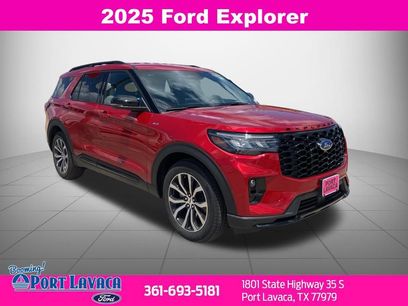 New 2025 Ford Explorer ST-Line w/ Premium Package