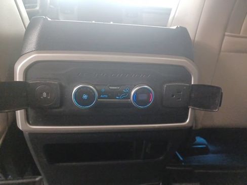 Used 2024 Ford Expedition XLT RWD image 14