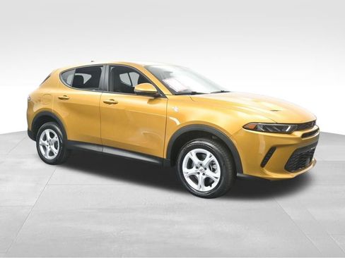 Used 2024 Dodge Hornet GT image 8