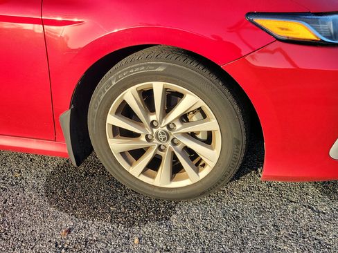 Used 2023 Toyota Camry LE image 10