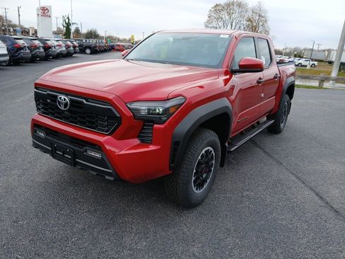 New 2025 Toyota Tacoma TRD Off-Road image 2