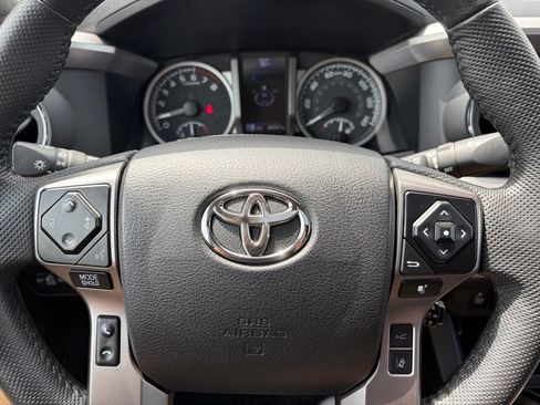Used 2022 Toyota Tacoma Limited AWD/4WD image 36