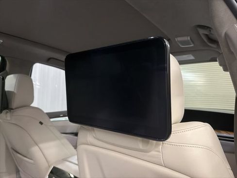 Certified 2025 Cadillac Escalade Premium Luxury Platinum w/ LPO, Radiant Package RWD image 26