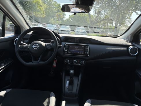 Used 2025 Nissan Versa S w/ S Plus Package FWD image 30