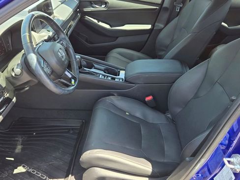 Used 2025 Honda Accord Sport image 13